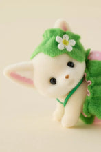Load image into Gallery viewer, Calico Critters Very Berry Babies Blind Bag