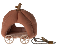 Load image into Gallery viewer, Pumpkin Carriage