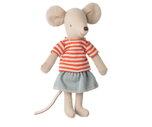 Load image into Gallery viewer, Big Sister Mouse- Mimie