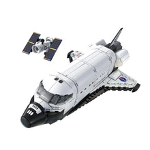 Load image into Gallery viewer, CaDA Space Shuttle Discovery