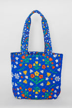 Load image into Gallery viewer, Ban.do - Quilted Tote Blue Floral