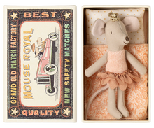 Load image into Gallery viewer, Little Sister Mouse | Princess