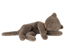 Load image into Gallery viewer, Maileg sleeping kitten - grey, small