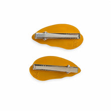 Load image into Gallery viewer, Oyster Barrette Set