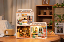 Load image into Gallery viewer, DIY Miniature Doll House Kit | Energy-Supply Store
