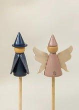 Load image into Gallery viewer, Coco Village Wood puppets