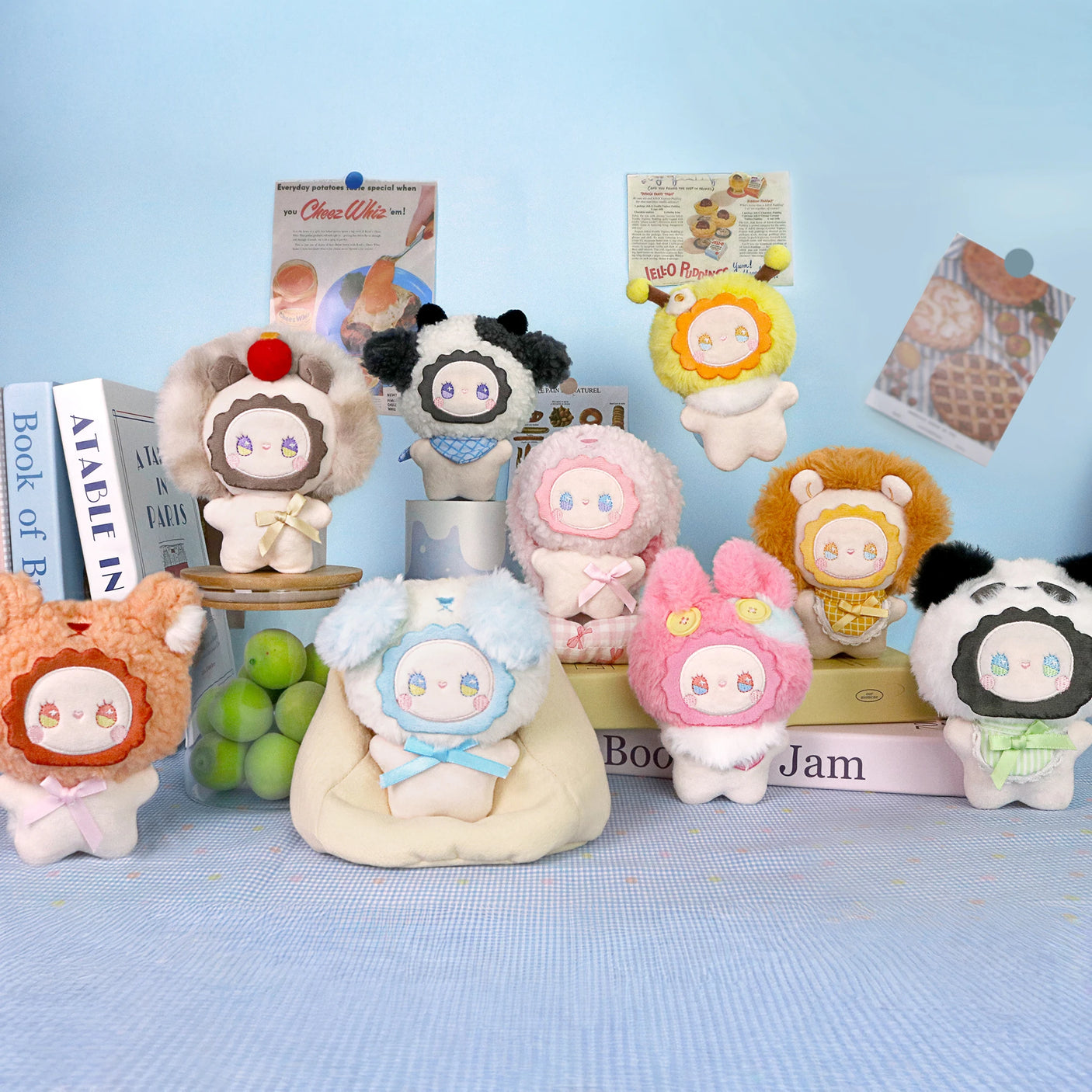 Treehouse Emma EMMA Fuzzy Family Keychain blind box - TREEHOUSE kid and craft