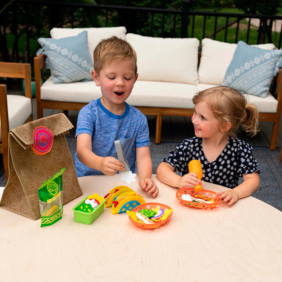 Pretendables Nacho Set - TREEHOUSE kid and craft