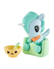 Load image into Gallery viewer, Baby Unicorno