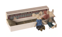 Load image into Gallery viewer, Grandma &amp; Grandpa Mice in a Matchbox - TREEHOUSE kid and craft