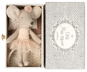 Dancing Mouse | Little Sister in Daybed - TREEHOUSE kid and craft